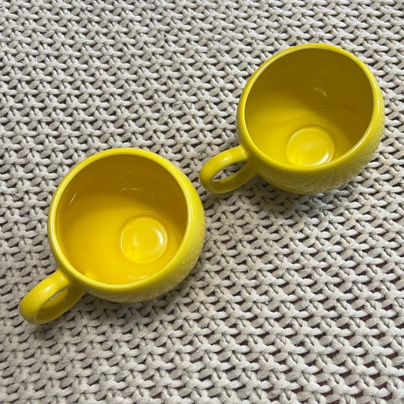 Set of 2 Smiley Face Mugs - Picture 2 of 5